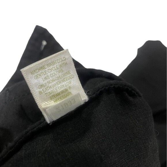 GARNET Hill Black Pleated‎ Linen Shorts - Picture 6 of 8